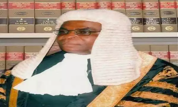 Buhari swears in Walter Onnoghen as new acting Chief Justice of Nigeria